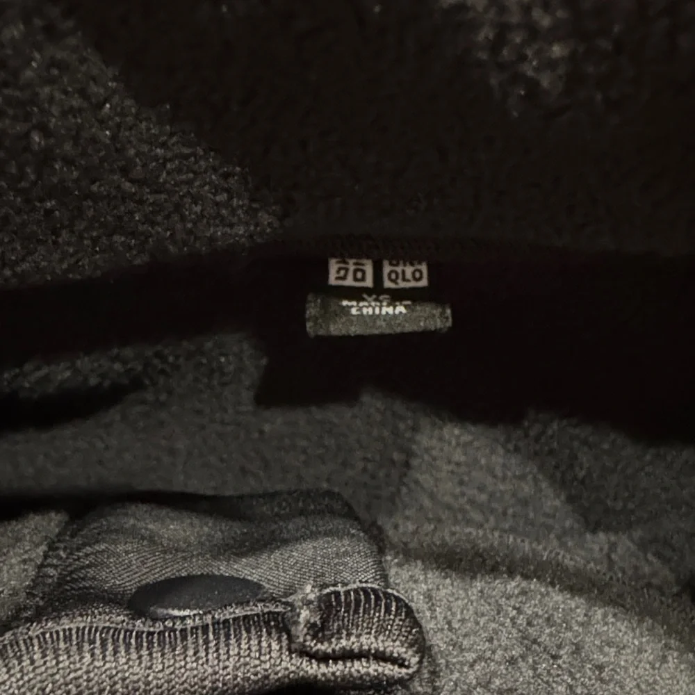 Sweater - Picture 3 of 4